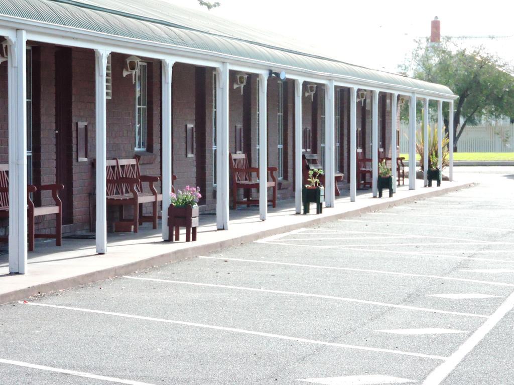 Bairnsdale Tanjil Motor Inn Extérieur photo